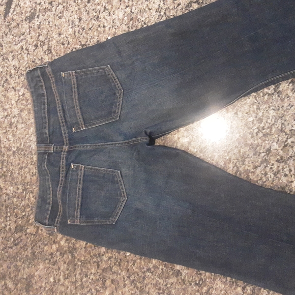 Gap Curvy Flare Jeans - Picture 5 of 5